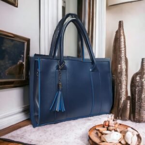 Luxurious Tote Bag with Stylish Tassel Charm